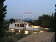 Case e ville in vendita di 190 m²