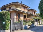 Case e ville in vendita di 190 m² in Strada Antica di...