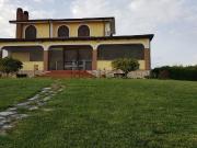 Case e ville in vendita di 190 m² in Strada senza nome, 6