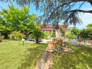 Case e ville in vendita di 190 m² in Via Collegio