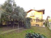 Case e ville in vendita di 190 m² in Via Pusterla, 7