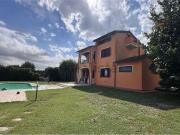 Case e ville in vendita di 190 m² in Via Romana, 33