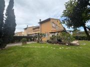 Case e ville in vendita di 190 m² in Viale Alessandro Magno