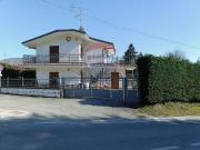 Case e ville in vendita di 191 m² in Via Rubiana, 142