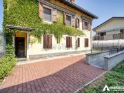 Case e ville in vendita di 192 m² in Via Angelo Bozzini, 1