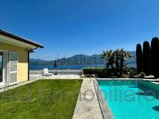 Case e ville in vendita di 192 m² in Via Dumera