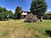 Case e ville in vendita di 192 m² in Via Enrico Fermi, 28