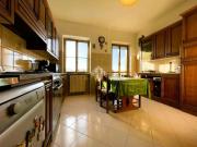 Case e ville in vendita di 193 m² in Via John Fitzgerald...
