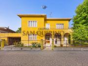 Case e ville in vendita di 194 m² in Via Giotto, 5