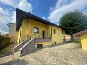 Case e ville in vendita di 194 m² in Via Montello, 17