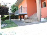 Case e ville in vendita di 195 m² in Via bethoven