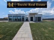 Case e ville in vendita di 195 m² in Via Roma