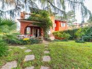 Case e ville in vendita di 198 m² in Via delle...