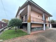 Case e ville in vendita di 198 m² in Via Francesco...