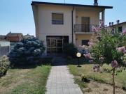 Case e ville in vendita di 200 m²