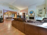 Case e ville in vendita di 200 m² in Largo Olgiata, 15