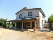 Case e ville in vendita di 200 m² in Strada di Colle Fagiano