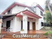 Case e ville in vendita di 200 m² in Via Appia Nord, 99