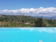 Case e ville in vendita di 200 m² in Via Capezzana