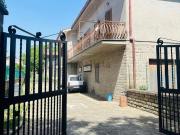 Case e ville in vendita di 200 m² in Via Claudia, 67