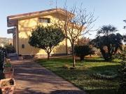 Case e ville in vendita di 200 m² in Via Costa d&apos Arco