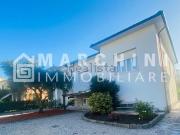 Case e ville in vendita di 200 m² in Via della Billona,...