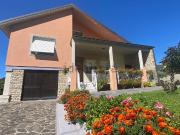 Case e ville in vendita di 200 m² in Via della...