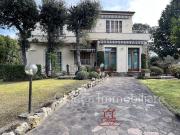 Case e ville in vendita di 200 m² in Via delle Agavi