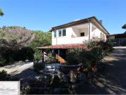 Case e ville in vendita di 200 m² in Via Filetto, 825