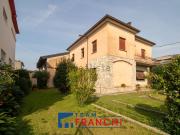 Case e ville in vendita di 200 m² in Via Lapapasini, 25