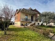 Case e ville in vendita di 200 m² in Via Leonardo da Vinci