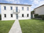Case e ville in vendita di 200 m² in Via Padova