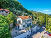 Case e ville in vendita di 200 m² in Via per Massino, 24