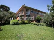 Case e ville in vendita di 200 m² in Via Pisandro