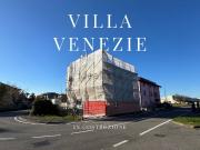 Case e ville in vendita di 200 m² in Via Tre Venezie