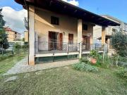 Case e ville in vendita di 200 m² in Via Vincenzo Bellini