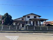 Case e ville in vendita di 200 m² in Via Vittorio...