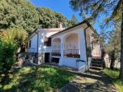 Case e ville in vendita di 200 m² in Viale Fussen