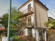 Case e ville in vendita di 203 m² in Via Santa Rita