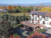 Case e ville in vendita di 204 m² in Via Amerigo Vespucci