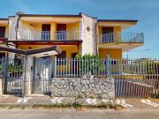 Case e ville in vendita di 205 m² in Via Giovanni...