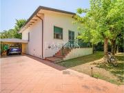 Case e ville in vendita di 205 m² in Via Massaua, 10