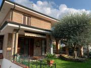 Case e ville in vendita di 206 m² in Via della...