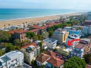 Case e ville in vendita di 206 m² in Viale Modena, 4