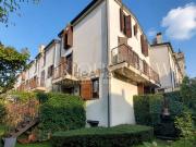 Case e ville in vendita di 207 m² in Via Rutilia, 22