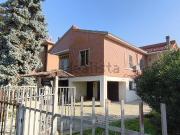 Case e ville in vendita di 208 m² in Via Alessandria, 39