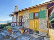 Case e ville in vendita di 208 m² in Via Alla Rocca, 45