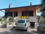 Case e ville in vendita di 209 m² in Via Colle Pirolo