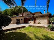 Case e ville in vendita di 210 m²