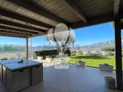 Case e ville in vendita di 210 m² in Contrada Montagna